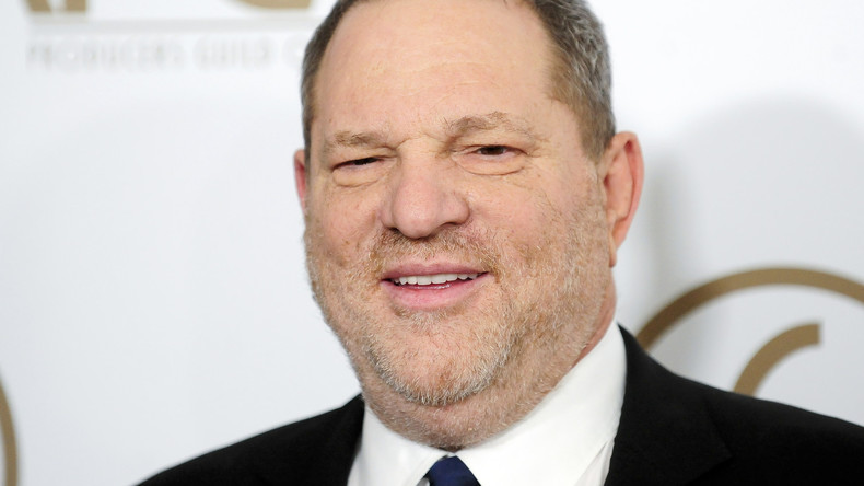 «Une partie de moi était terriblement naïve» : la femme d'Harvey Weinstein sort de son silence