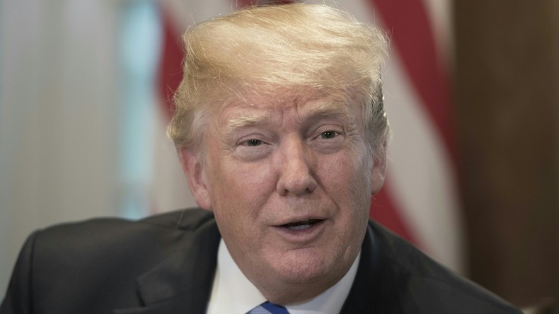 Donald Trump qualifie certains immigrés illégaux d'«animaux»