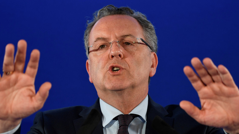 Des «fausses informations» à la «manipulation de l'information»: le gouvernement change de stratégie