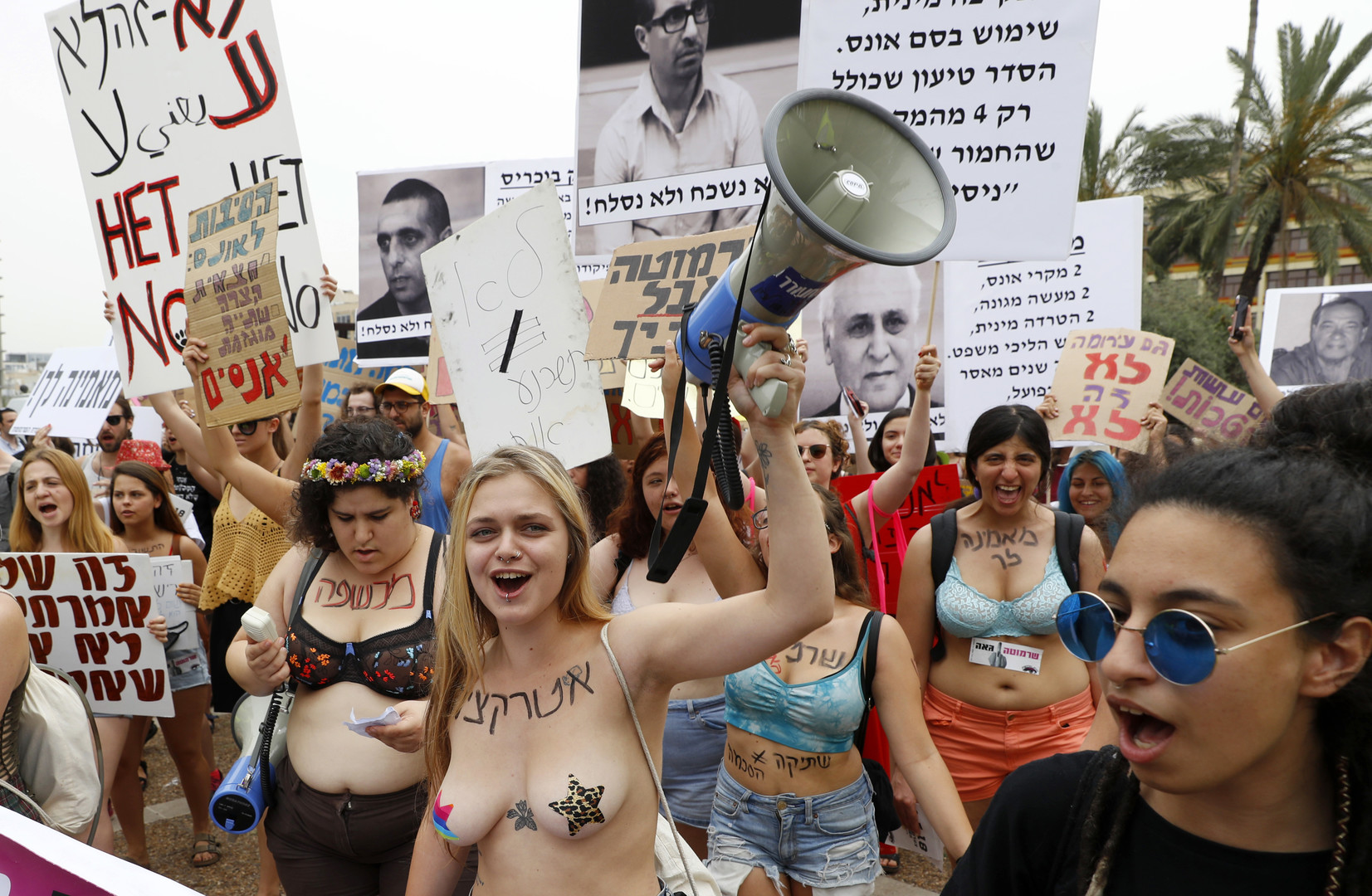 «Ma ch****, mon choix» : «Slut Walk» à Tel-Aviv contre le harcèlement sexuel (IMAGES)