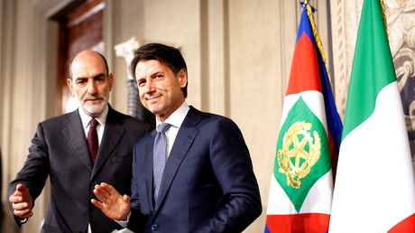 Giuseppe Conte avec le président italien le 23 mai
