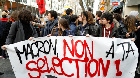 Manifestants contre les réformes sur l'orientation le 1er février 2018 à Paris.