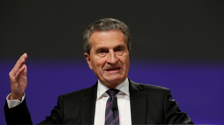 Image d'illustration : le commissaire européen Oettinger, le 2 mai 2018