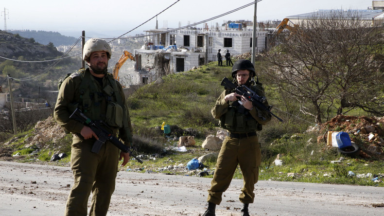 Un Palestinien tué après avoir tenté de renverser des soldats israéliens
