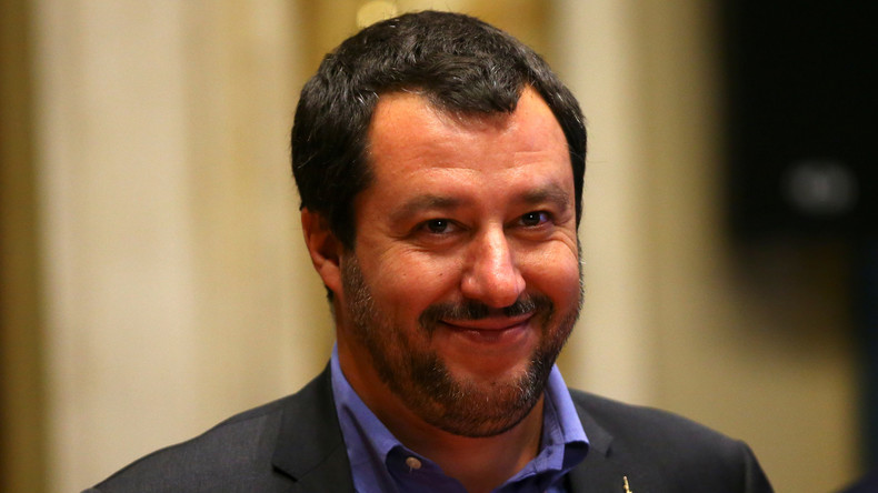 Italie : des syndicalistes accueillent Matteo Salvini en chantant «Bella Ciao» (VIDEO)