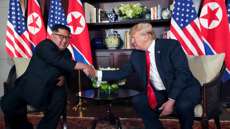 «Seuls les plus courageux peuvent faire la paix» : Trump et Kim s'invitent mutuellement