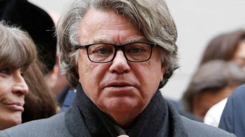 «J'en reste sur le cul !» : une plainte pour viol déposée contre Gilbert Collard, qui dément
