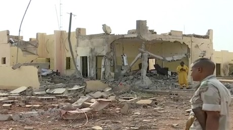 Image du QG du G5-Sahel ravagé par un attentat-suicide, le 29 juin 2018, à Sévaré, Mali
