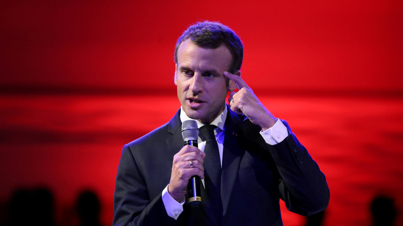 «Le père de Steve Jobs était un réfugié syrien» : quand Macron prend des libertés avec la réalité
