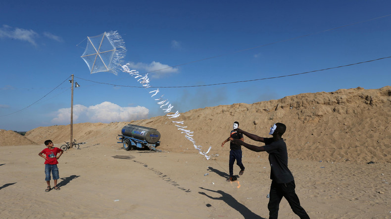 Israël coupe les vivres de Gaza à cause des cerfs-volants incendiaires
