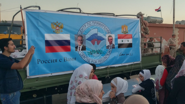 Des centaines de réfugiés regagnent la Syrie via le poste-frontière de Jdeidet Yabous (VIDEO)