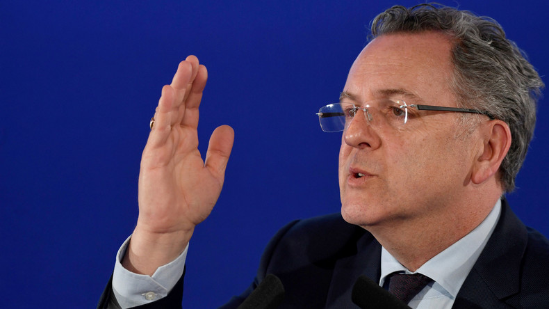 Européennes : un choix entre l'UE de Macron et Merkel et celle de Salvini et Orban, selon Ferrand