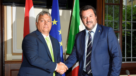 Viktor Orban et Matteo Salvini, main dans la main à Milan