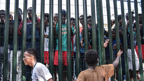 Migrants subsahariens parvenus à Ceuta le 22 août 2018. 