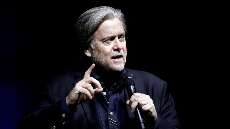 «Le parti de Davos vous déteste» : à Rome, l'Américain Steve Bannon poursuit sa campagne d'Europe