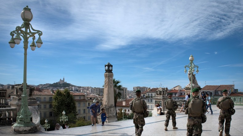 Attentat à Marseille : les parents des victimes attaquent l'Etat en justice