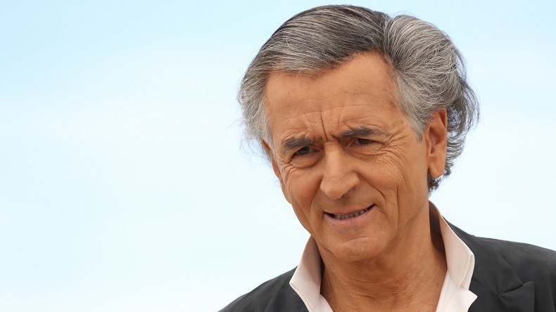 Pour faire la promotion de sa pièce, BHL présente ses propres citations comme des critiques