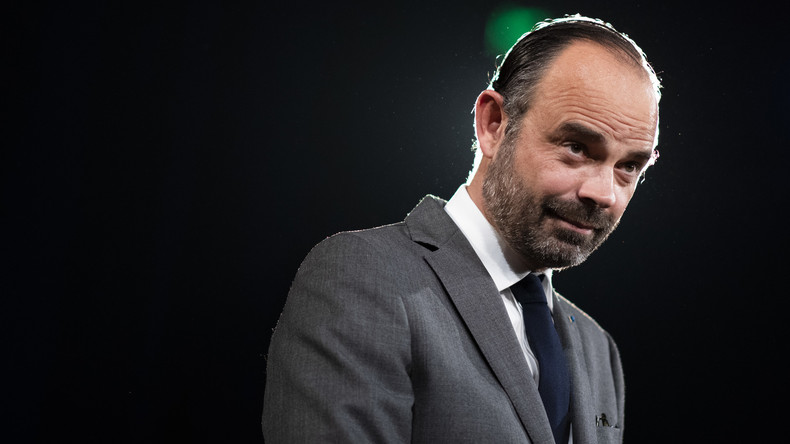 «Mettre le bololo» : l'étrange expression d'Edouard Philippe enflamme Twitter