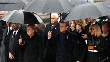 Les chefs d'Etats marchent vers l'Arc de Triomphe, le 11 novembre 2018