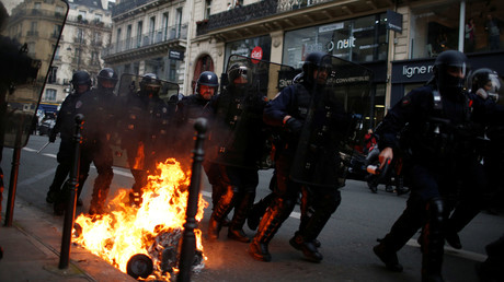 De nombreux affrontements ont eu lieu à Paris le 8 décembre