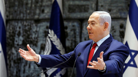 Le Premier ministre israélien Benjamin Netanyahu s'exprime lors d'une cérémonie, à Jérusalem le 24 décembre 2018.