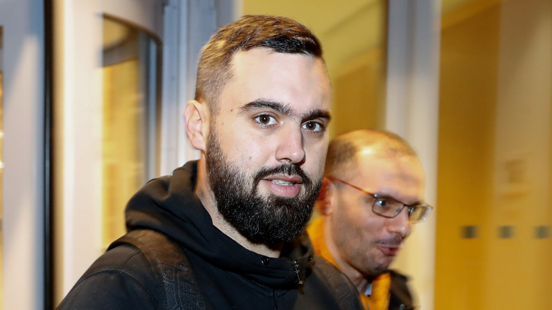 «Police politique» : l'opposition s'insurge contre l'arrestation du Gilet jaune Eric Drouet