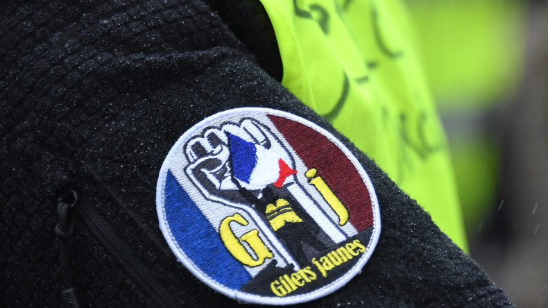 Des Gilets jaunes font irruption lors du Grand débat à Besançon (VIDEO)