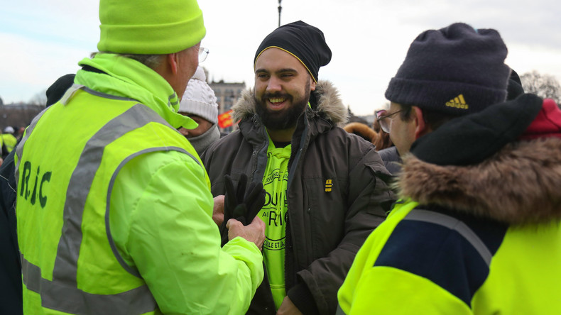Drouet et son collectif dénoncent la «surdité» de Macron et demandent à être reçus à l'Elysée
