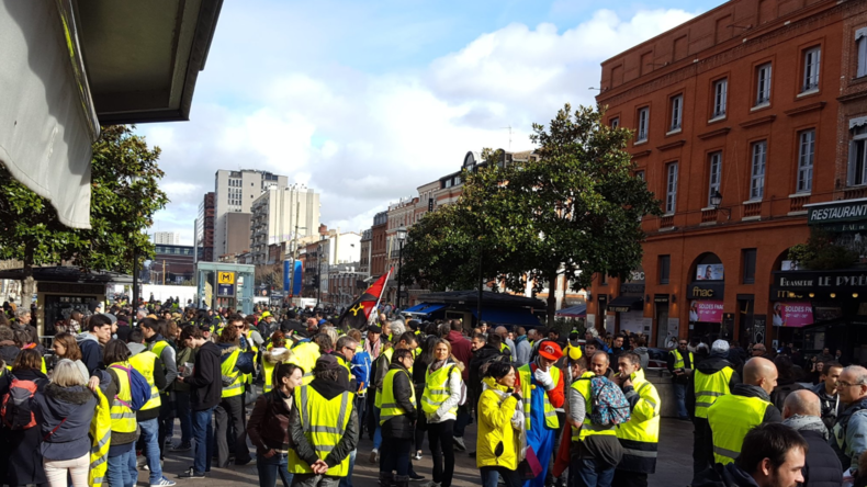 Les Gilets jaunes annulent leur rencontre avec le maire de Toulouse qui refusait qu'elle soit filmée