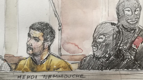 Mehdi Nemmouche dans le box des accusés à Bruxelles le 10 janvier 2019.  