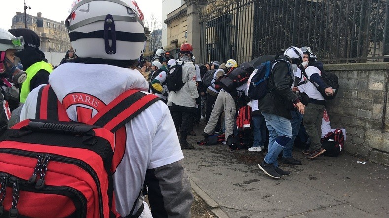 Acte 13 des Gilets jaunes : un manifestant a la main arrachée à Paris