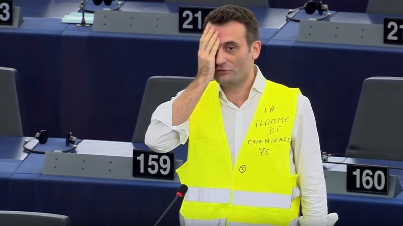 Parlement européen : la main sur l’œil, Philippot rend hommage aux Gilets jaunes mutilés (VIDEO)