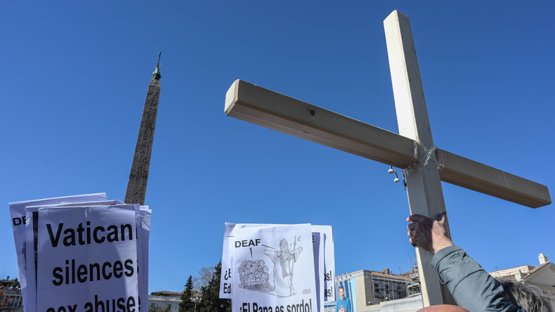 L'Eglise catholique reconnaît avoir étouffé des affaires d'abus sexuels sur mineurs