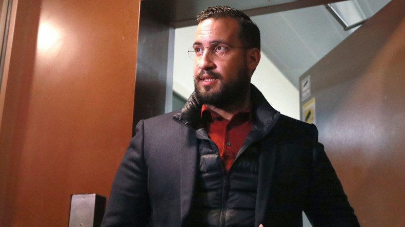 Benalla et Crase semblent s'être rencontrés en violation de leur contrôle judiciaire