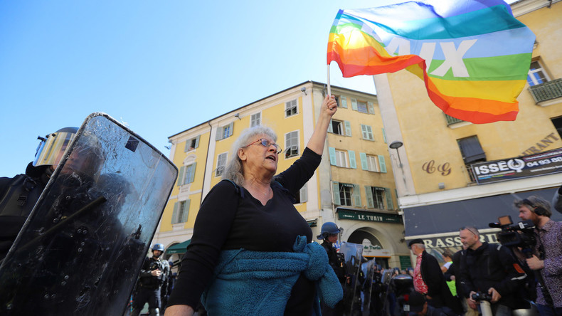 Acte 19 : ouverture d'une enquête après qu'une manifestante de 73 ans a été blessée à Nice