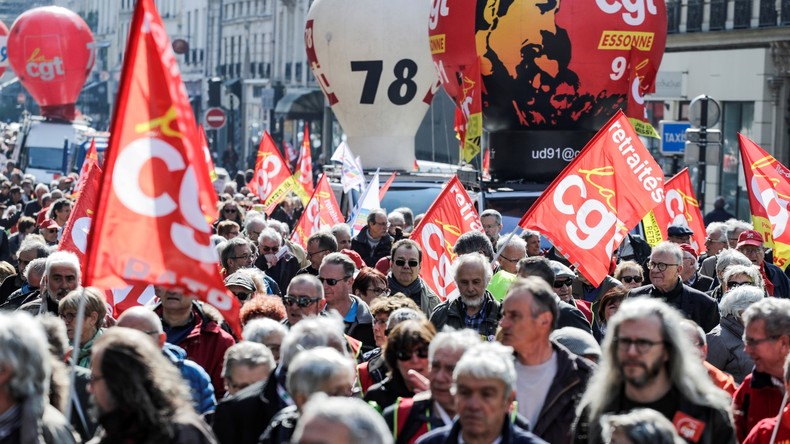 Les retraités dans la rue pour exiger une revalorisation de leurs pensions (IMAGES)