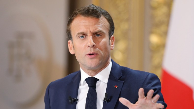 Emmanuel Macron introduit le flou sur la date d’évaluation de la réforme de l’ISF