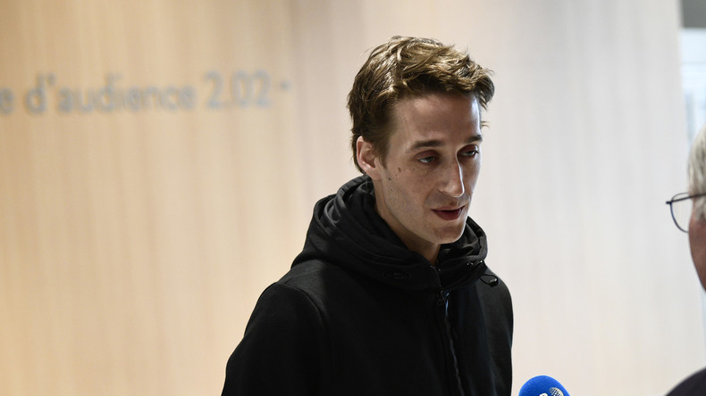 La justice autorise de nouveau Gaspard Glanz à se trouver à Paris pour le 1er mai et les samedis