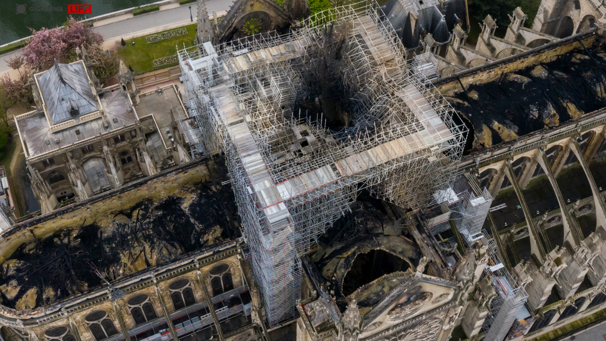 Notre-Dame : découvrez les dégâts causés par l'incendie via l'image aérienne à 360 degrés