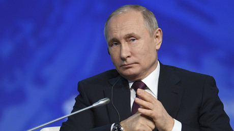 Vladimir Poutine le 9 avril 2019, lors du Forum international de l'Arctique à Saint-Pétersbourg.