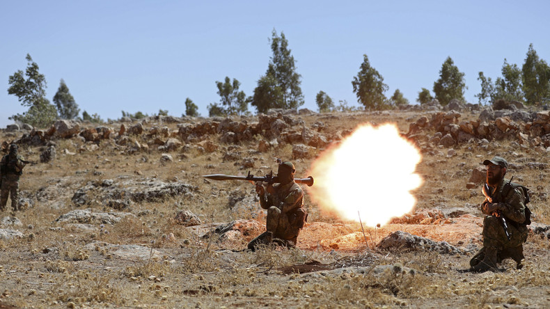 Syrie : al-Nosra passe à l'offensive à Idleb, la Russie riposte à l'attaque d'une de ses bases