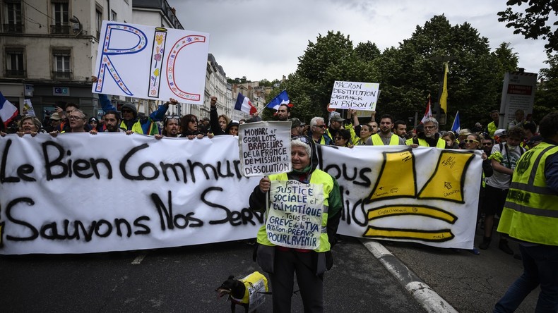Paroles de Gilets jaunes : «Macron prend le contrepied de tout ce que les Gilets jaunes demandent»