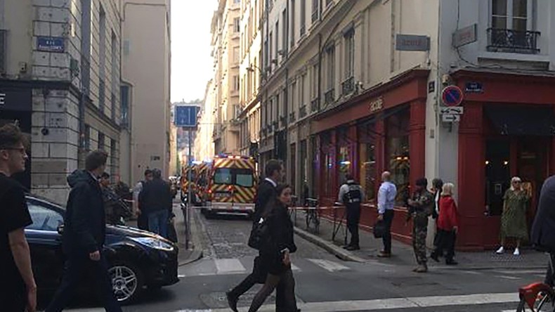 Lyon : une explosion a fait plusieurs blessés légers, la piste du colis piégé privilégiée