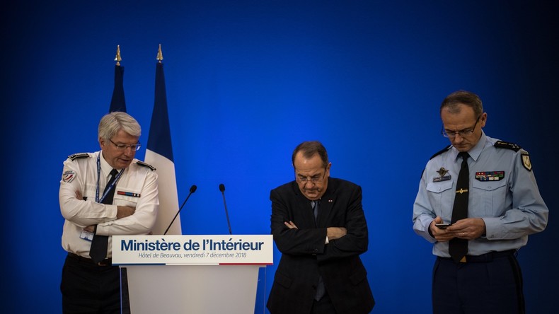 Contre les suicides dans la police, le directeur propose des «moments de convivialité»