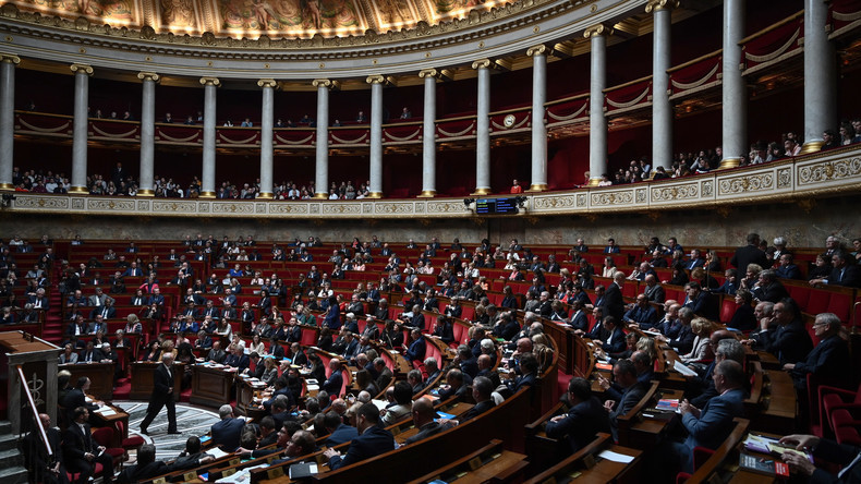 Gestion «maladroite» à 22 000 euros ? Six mois de prison avec sursis requis contre un député LREM