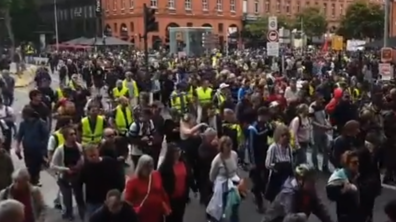 Gilets jaunes : une journée tendue à Toulouse (IMAGES)