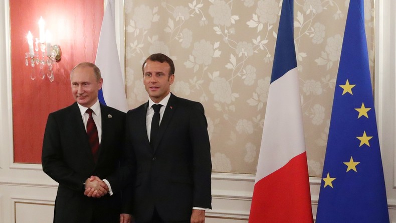 Emmanuel Macron prône une «nouvelle architecture de confiance» entre l'Europe et la Russie