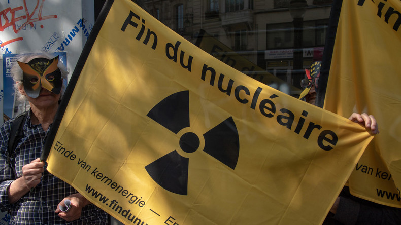 Greenpeace interdit de s’approcher à moins de 250 mètres des convois de déchets radioactifs