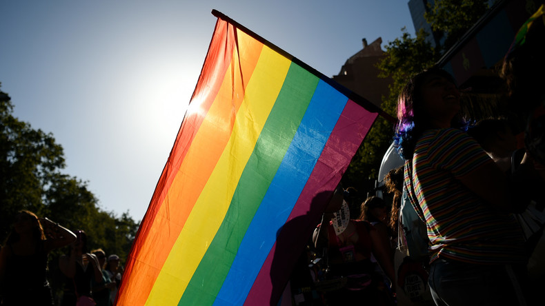 Enquête après le meurtre d'une militante LGBT à Saint-Pétersbourg