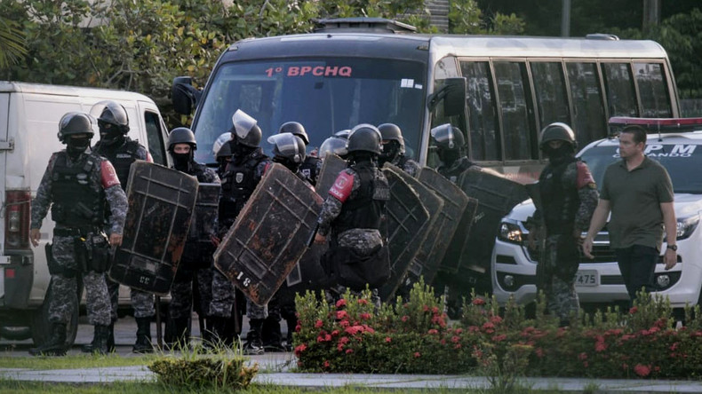 Bain de sang dans une prison au Brésil : 52 morts, dont 16 décapités